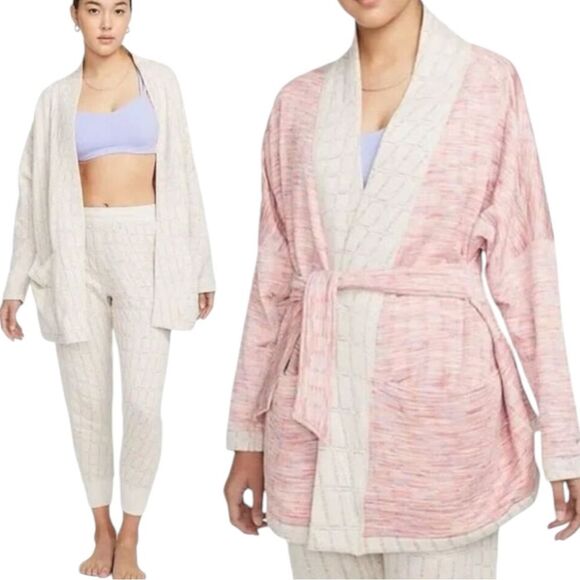 Nike Yoga Therma-FIT Luxe Women's Jacquard Quilted Jacket Reversible Size 1X - Picture 12 of 12